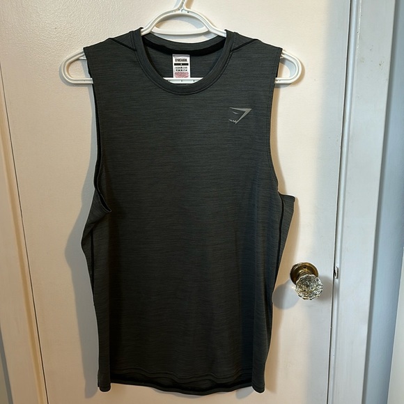 Gymshark tank - Picture 1 of 2
